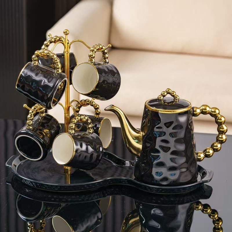 792e07c4-6f52-4a5f-b2be-a4b86960776a 8 Pcs Elegant White & Gold Tea Set - Image 8