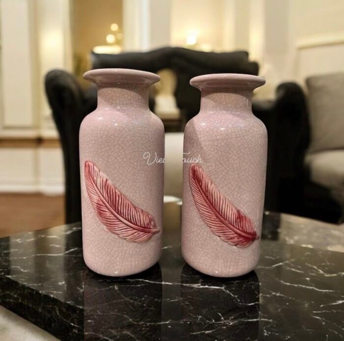Elegant Feather Design Ceramic Vase - Image 2