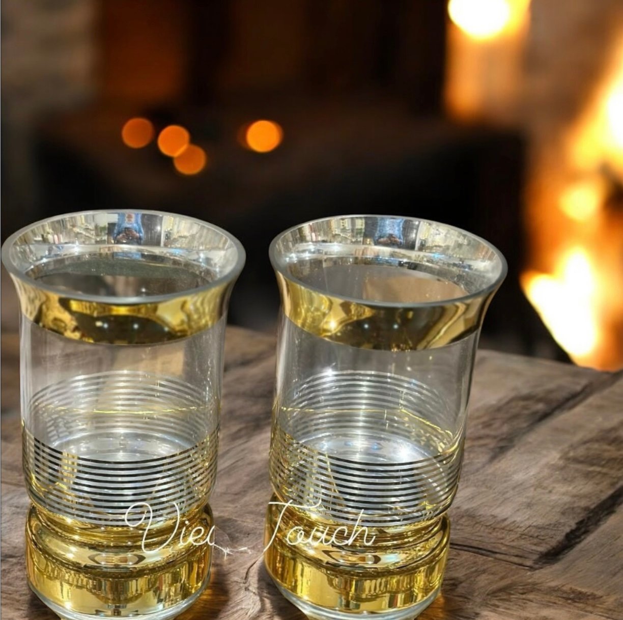 Screenshot Luxury Gold Rim Glass Vase – Elegant Home Décor - Image 2