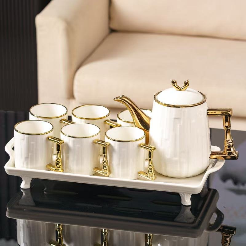 d8373ab8-fd44-4921-9023-b23d0d3445af 8 Pcs Elegant White & Gold Tea Set - Image 2